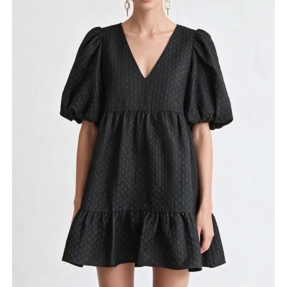 CROSBY Mollie Burch BLACK TONAL PRINT Puff Sleeve Tiered MINI DRESS V-Neck SZ S